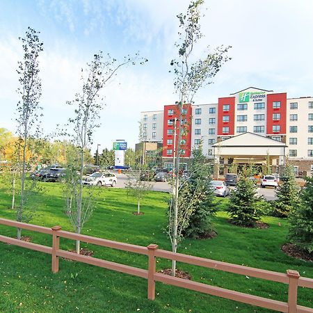 Holiday Inn Express And Suites Calgary University By Ihg Екстер'єр фото