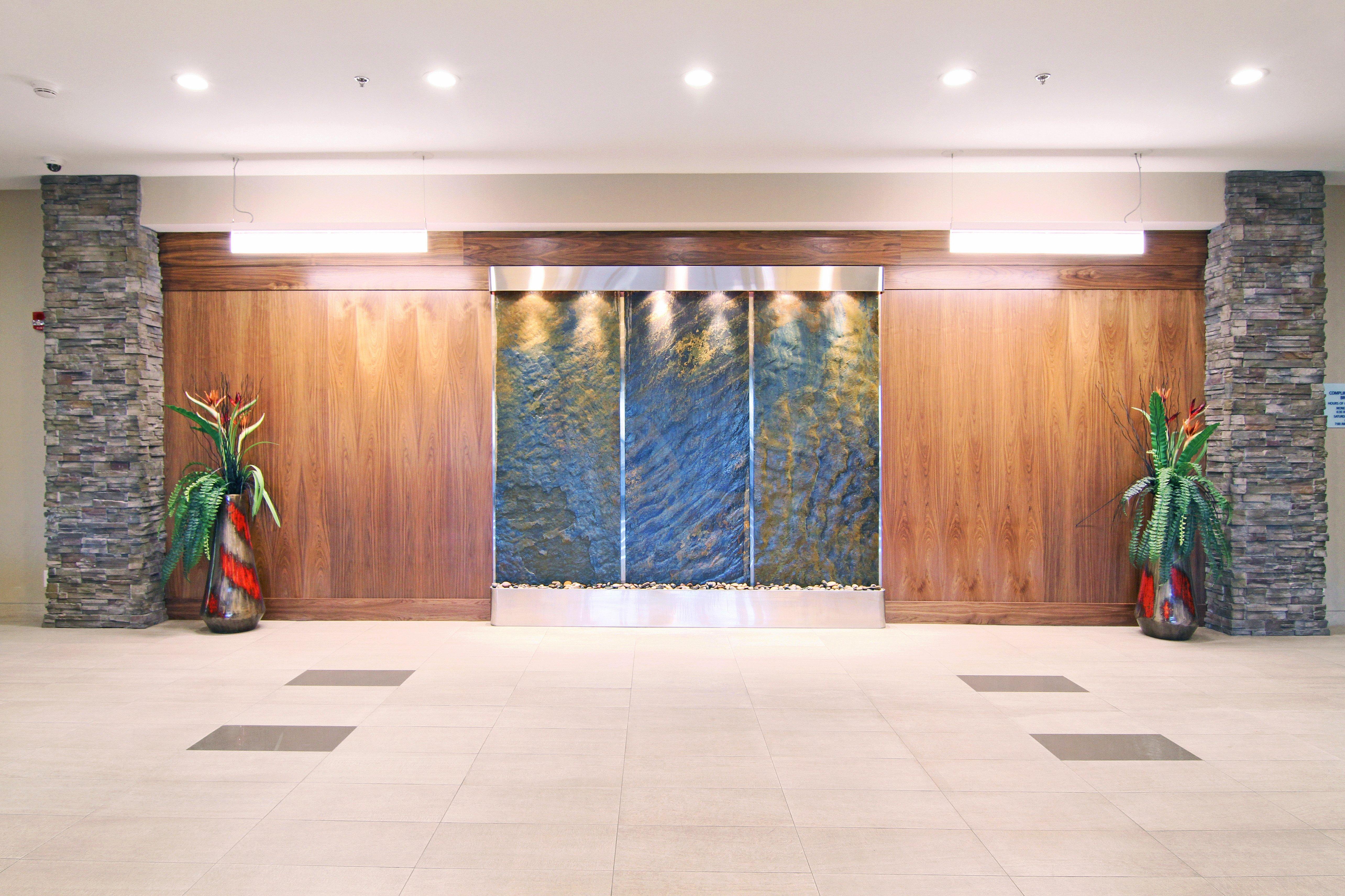 Holiday Inn Express And Suites Calgary University By Ihg Екстер'єр фото