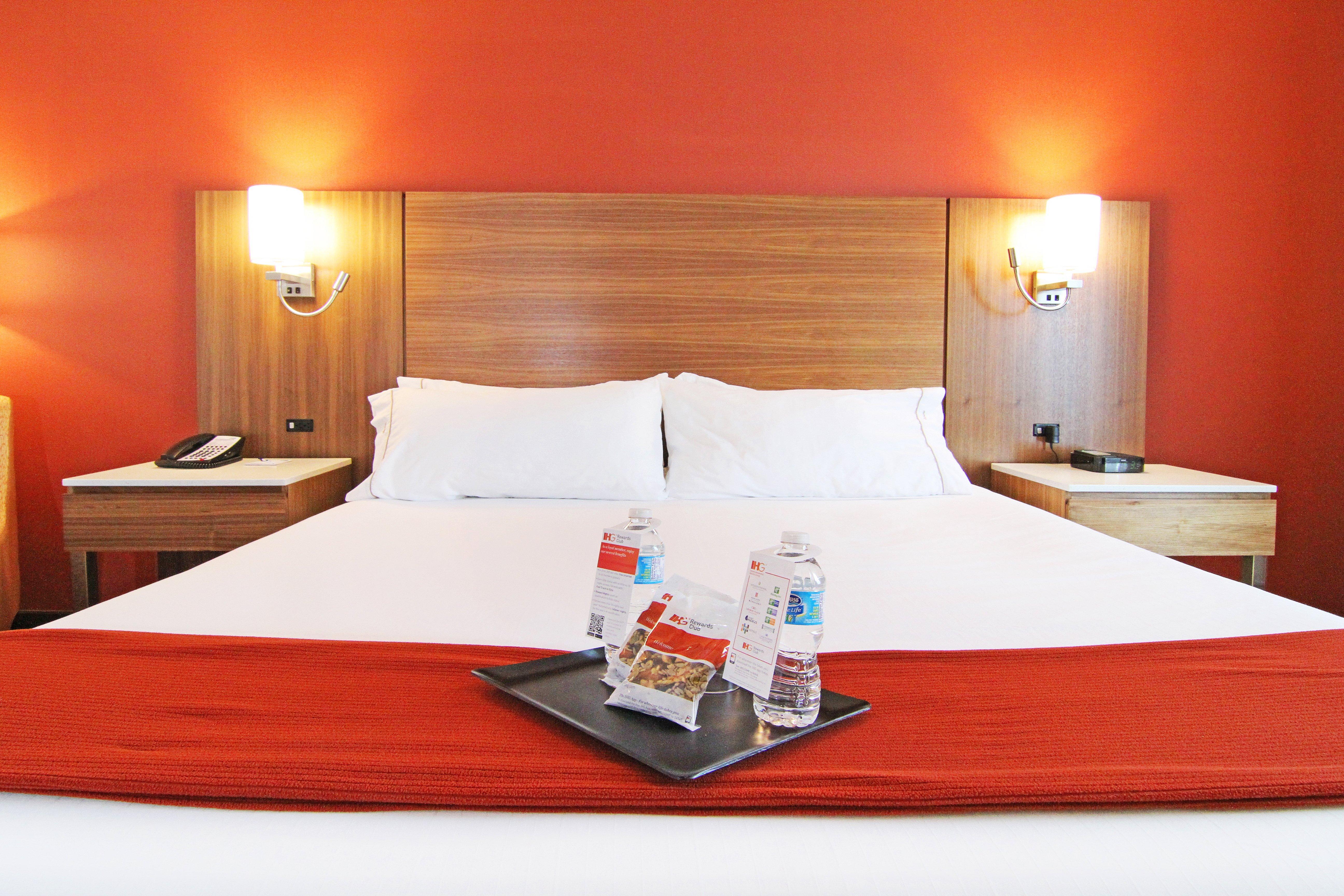 Holiday Inn Express And Suites Calgary University By Ihg Екстер'єр фото