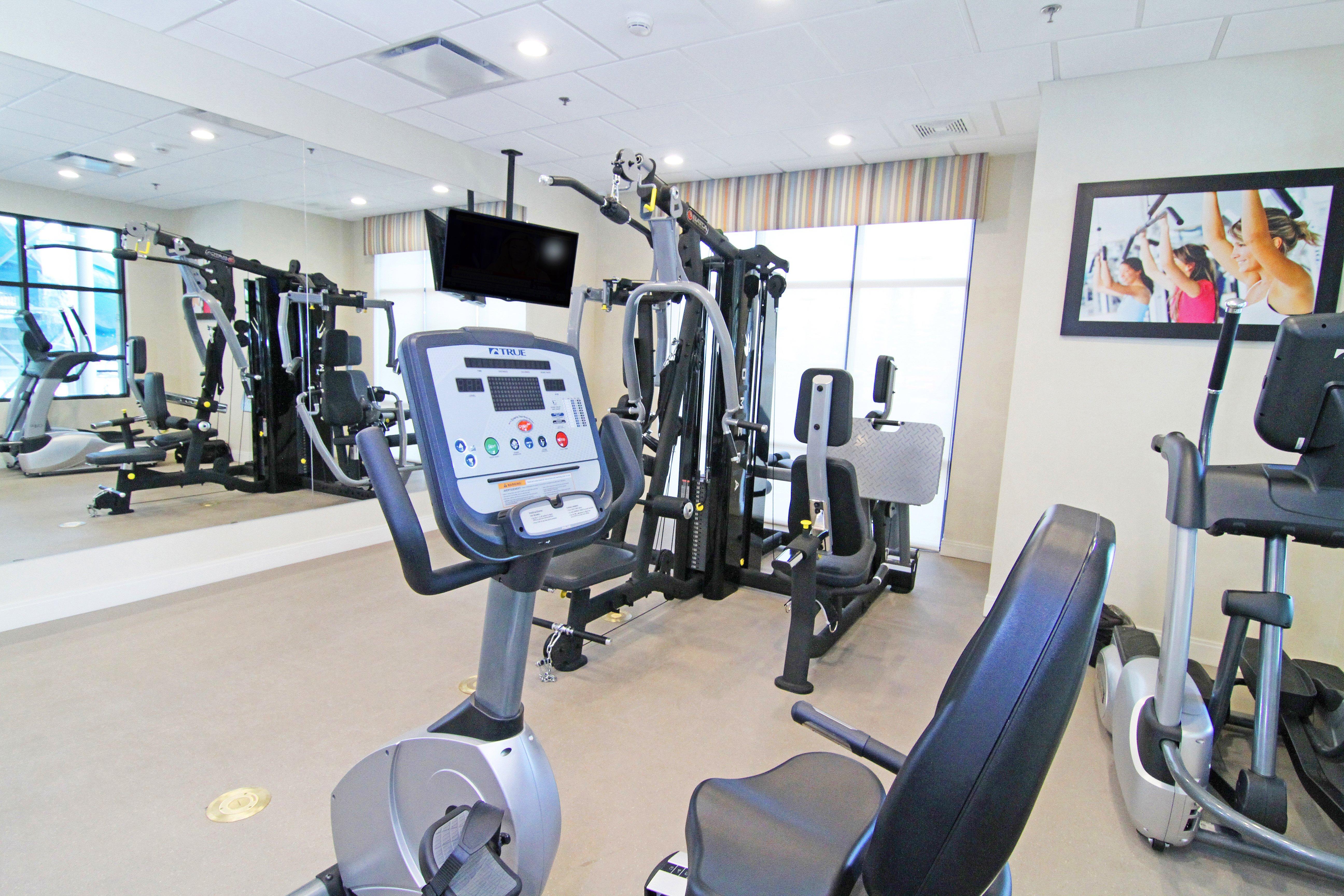 Holiday Inn Express And Suites Calgary University By Ihg Екстер'єр фото
